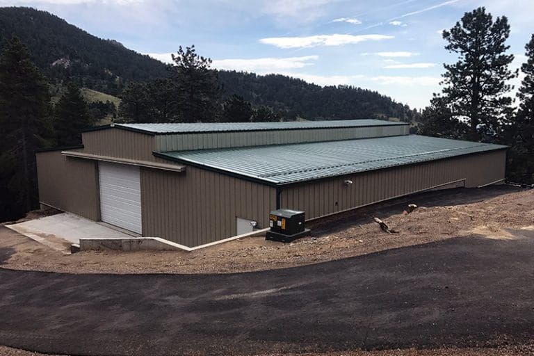 Steel building construction for agriculture buildings